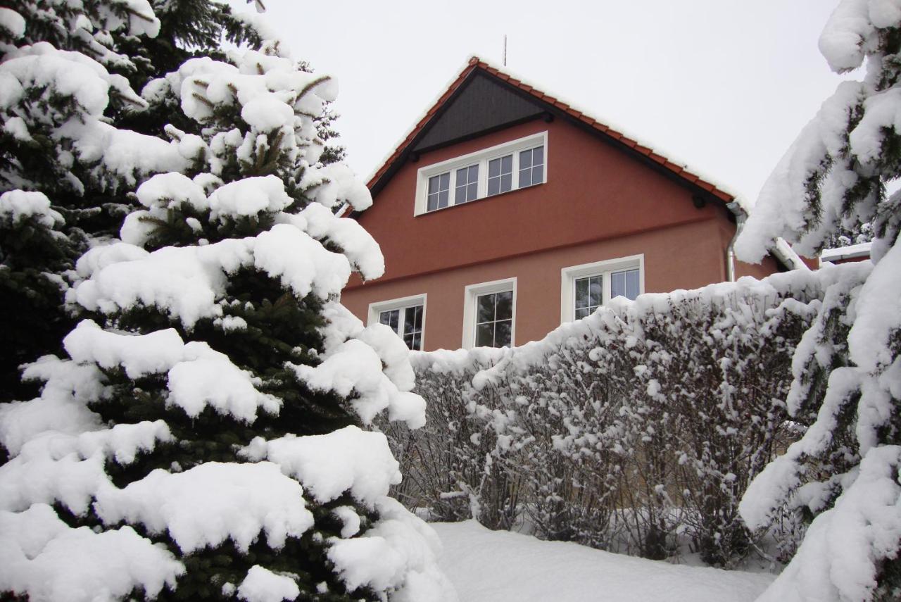 Monte Lope Hotel Bystrice pod Lopenikem Buitenkant foto