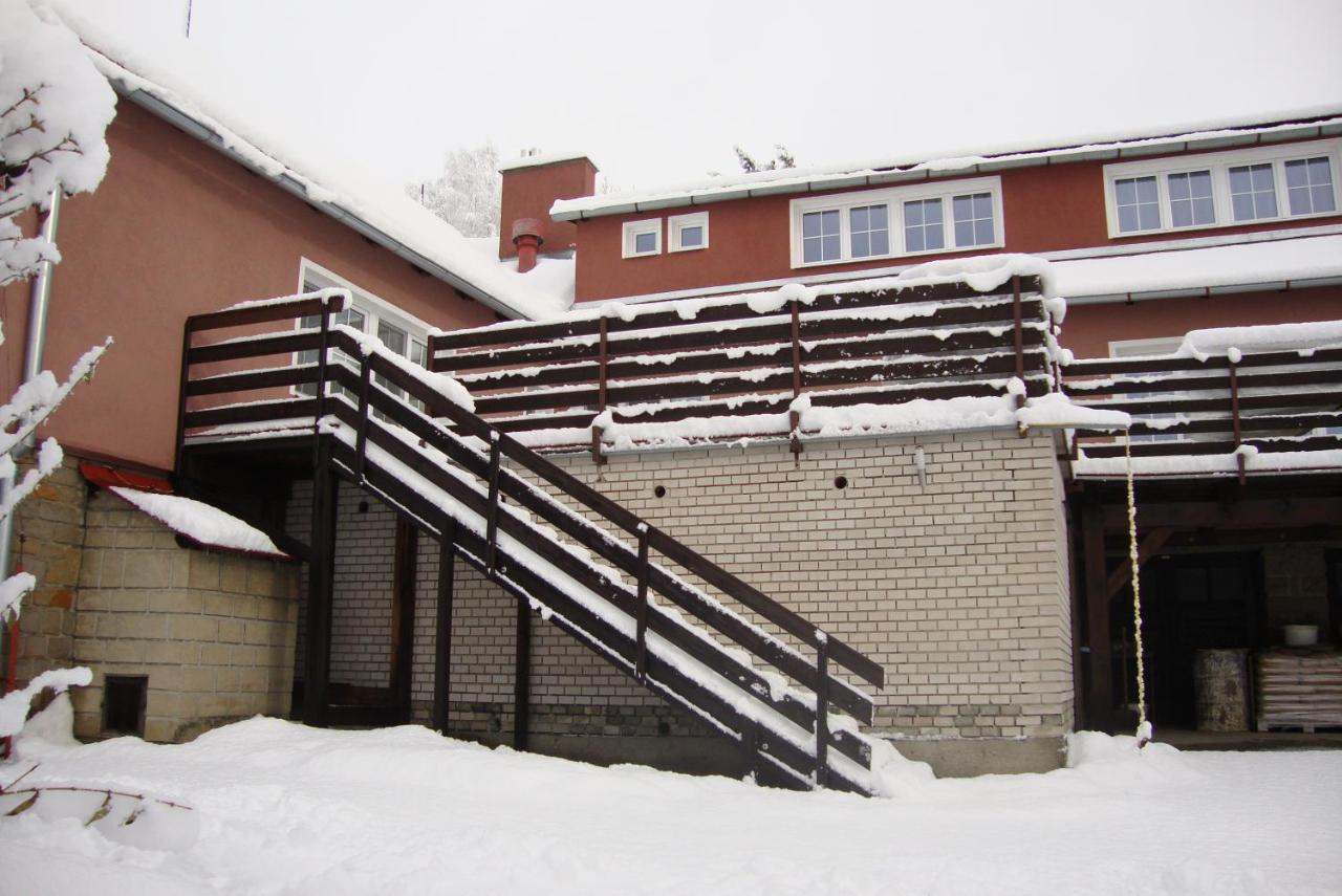 Monte Lope Hotel Bystrice pod Lopenikem Buitenkant foto